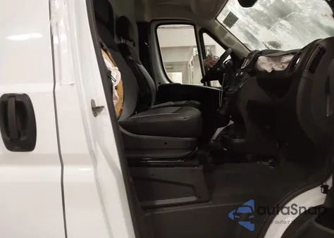 2024 Ram Promaster 2500 Tradesman High Roof 159 Wb W/Pass Seat z USA, uszkodzony, nr VIN 3C6LRVDG0RE132498